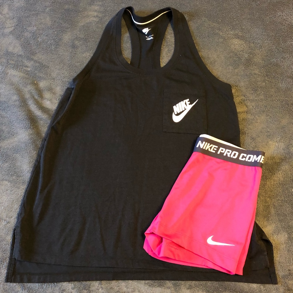 Nike Compression Shorts & Tank Bundle - Womens
